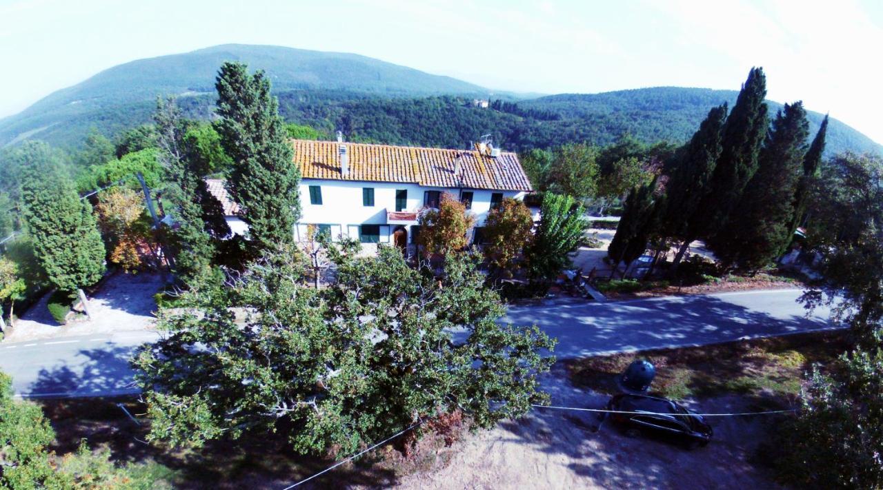 La Fabbrichina Il Luogo Della Pace Apartamento Camporbiano Exterior foto