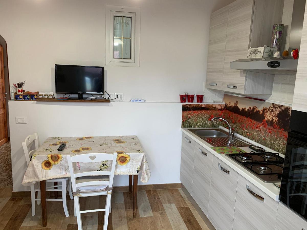 La Fabbrichina Il Luogo Della Pace Apartamento Camporbiano Exterior foto