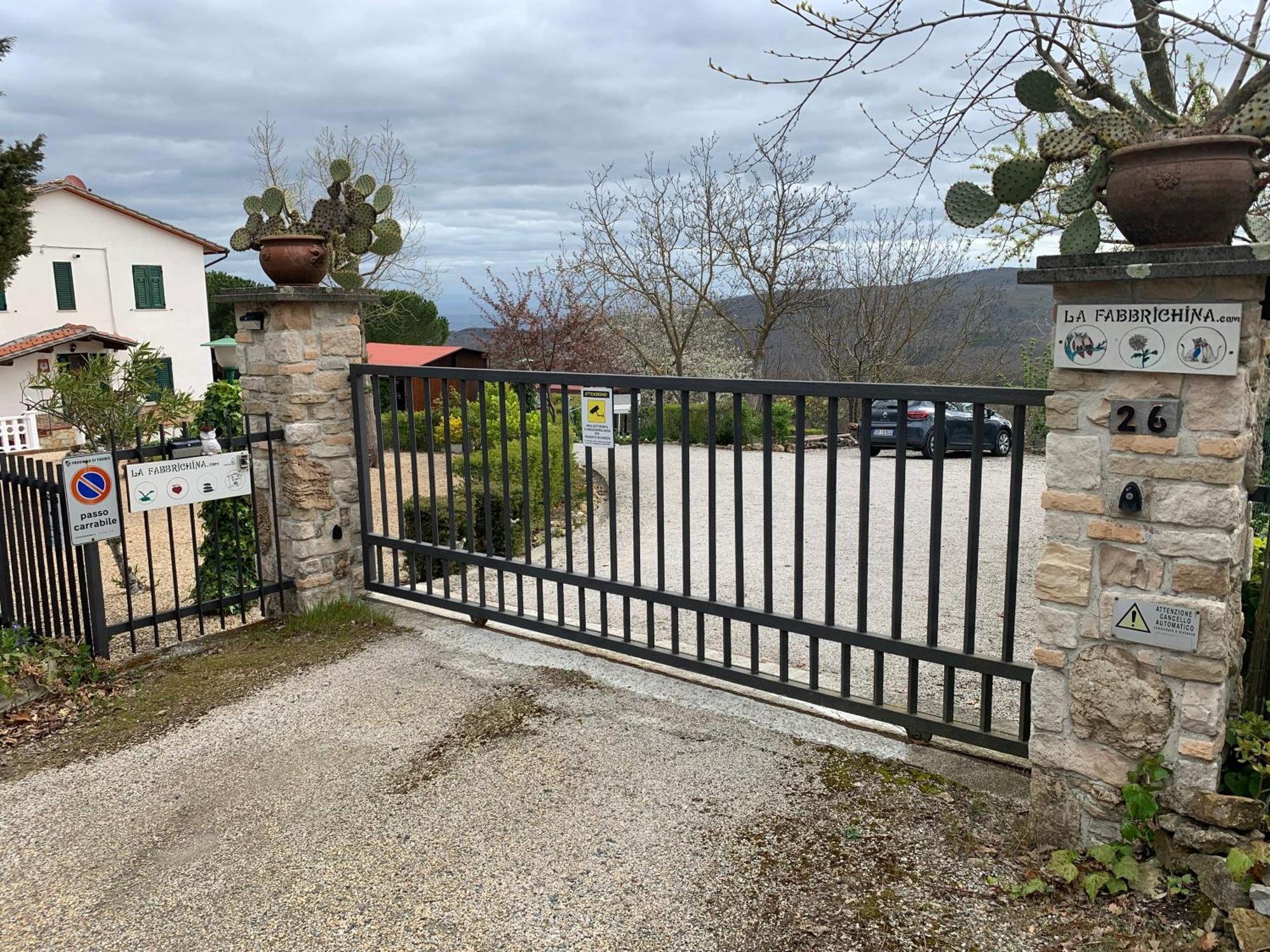 La Fabbrichina Il Luogo Della Pace Apartamento Camporbiano Exterior foto